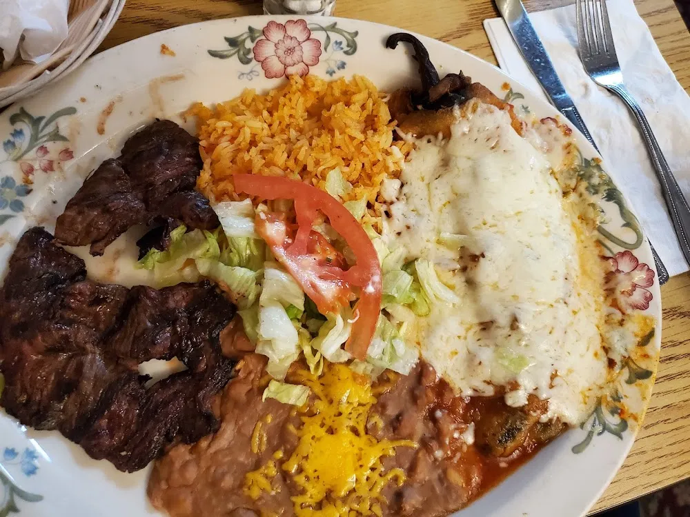 Chili Relleno and Carne Asada